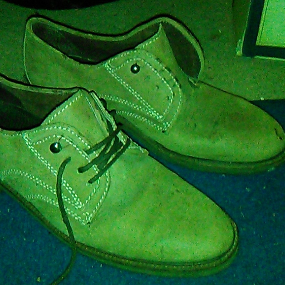 Bass dress shoes